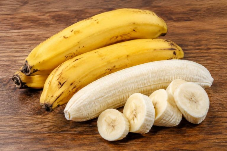 Saiba: 1 banana prata tem quantas calorias?