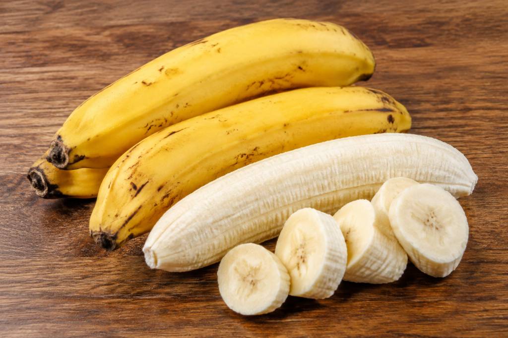 Saiba: 1 banana prata tem quantas calorias?